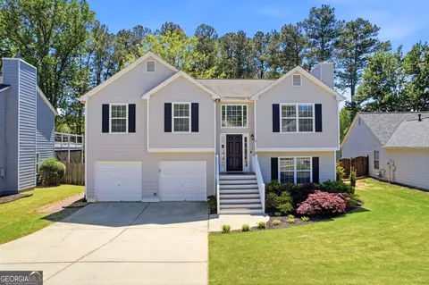 2604 Lake Park Bnd, Acworth, GA 30101