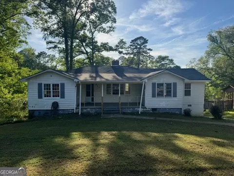 217 Central Lake Cir, Griffin, GA 30223