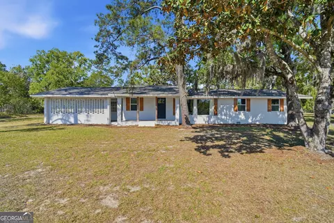 2448 Ware St, Blackshear, GA 31516