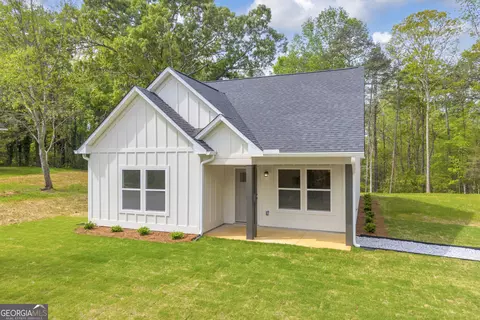 181 Lake Club Dr, Lavonia, GA 30553