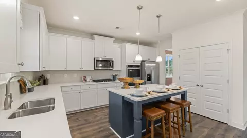 Kitchen - 1784 Goodwin Dr, Hampton, GA 30228 photo 3 of 6