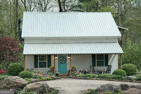 225 Hamik Hollow Rd, Cleveland, GA 30528