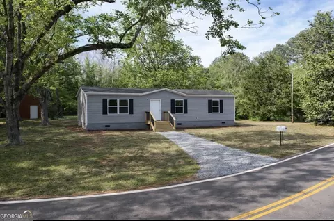 81 Old Bowdon Rd, Carrollton, GA 30117