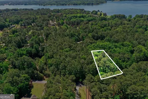 1490 Snug Harbor Dr, Greensboro, GA 30642