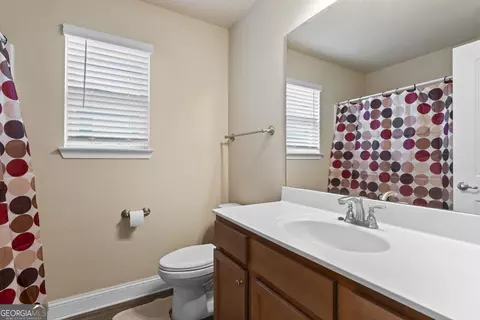 Bath - 12246 Shelby Ct, Hampton, GA 30228 photo 2 of 2