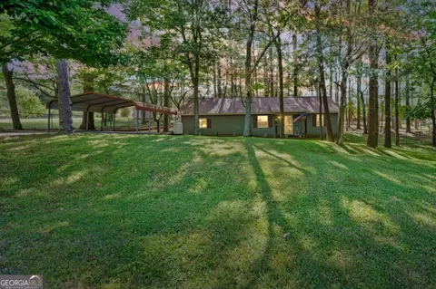 704 Johnson Rd SE, Adairsville, GA 30103