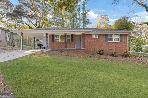 3649 Garden Blvd, Gainesville, GA 30506
