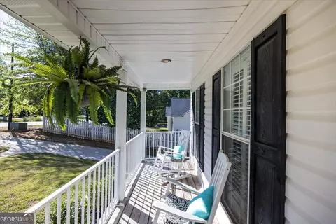 Exterior - 166 Howard Ct, Gray, GA 31032 photo 2 of 7