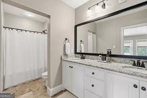 Bath - 162 Timber Ridge Dr, Toccoa, GA 30577 photo 6 of 6