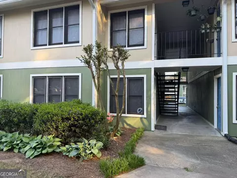 1346 Branch Dr, Tucker, GA 30084