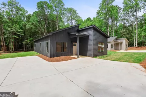 148 Lincoln St, Hogansville, GA 30230