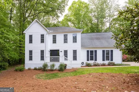 12 Indian Lake Ct, Hiram, GA 30141