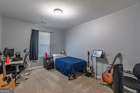 Bedroom - 623 Nonsuch Way, Winder, GA 30680 photo 4 of 6