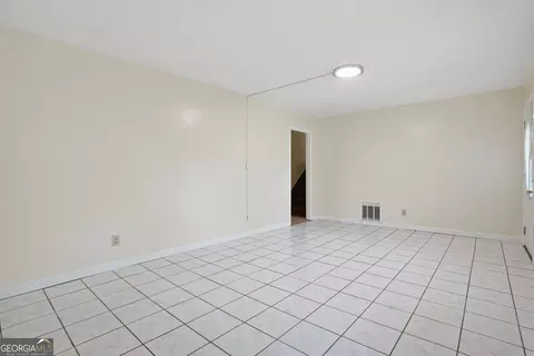 Living - Undisclosed, Rex, GA 30273 photo 2 of 2