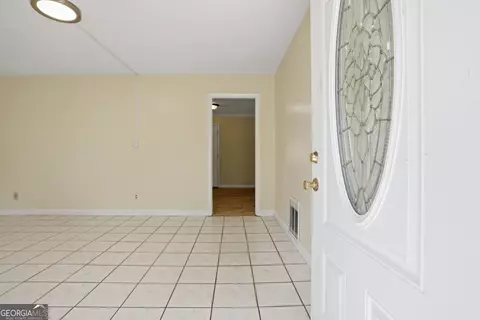 Entry Way - Undisclosed, Rex, GA 30273 photo 1 of 2
