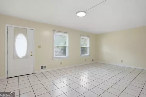 Living - Undisclosed, Rex, GA 30273 photo 1 of 2