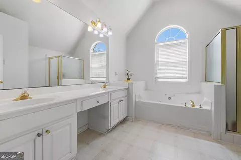 Bath - Undisclosed, Suwanee, GA 30024 photo 1 of 5