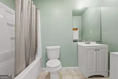 Bath - Undisclosed, Suwanee, GA 30024 photo 4 of 5