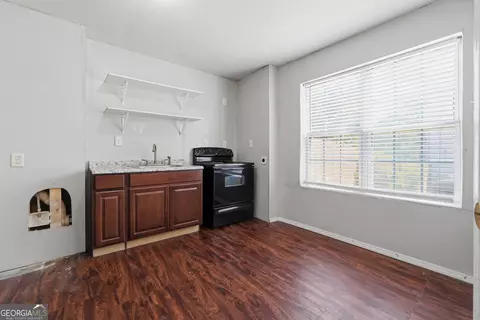 Entry Way - Undisclosed, Suwanee, GA 30024 photo 4 of 4