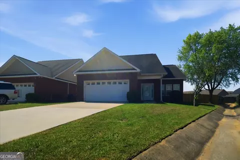 107 Bellshill Ct, Warner Robins, GA 31088
