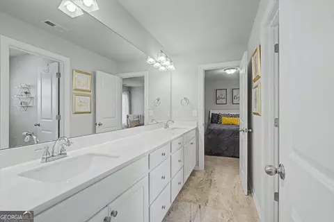 Entry Way - 131 Longleaf Dr, Canton, GA 30114 photo 5 of 10