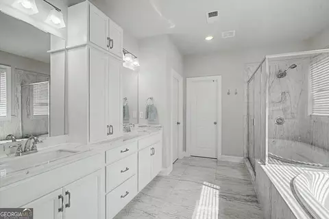 Bath - 131 Longleaf Dr, Canton, GA 30114 photo 1 of 7