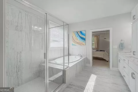 Bath - 131 Longleaf Dr, Canton, GA 30114 photo 4 of 7