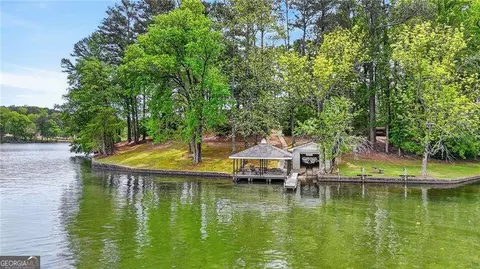 View/Area - 149 Pine Bluff Trl, Jackson, GA 30233 photo 6 of 10