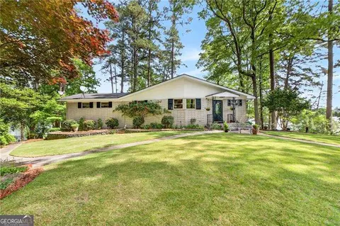 Exterior - 149 Pine Bluff Trl, Jackson, GA 30233 photo 12 of 23