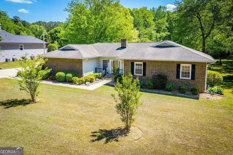 308 Camp Dr, Carrollton, GA 30117
