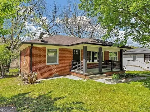 221 Napoleon Dr SW, Atlanta, GA 30314