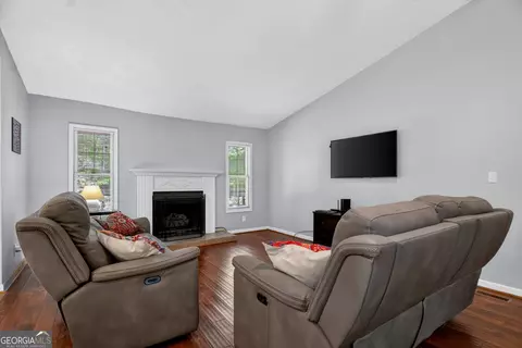 Other - 300 Cumberland Dr, Lagrange, GA 30240 photo 1 of 5