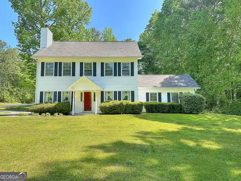 120 Greenbriar Trl, Lagrange, GA 30241