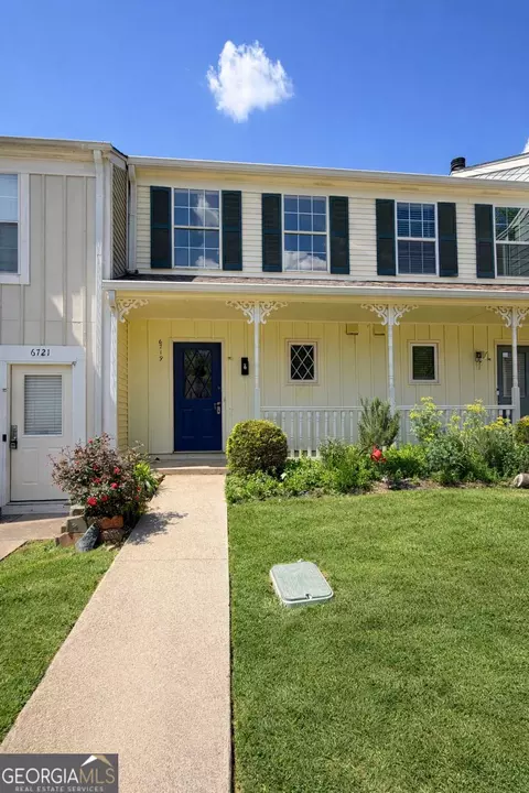 6719 Colchester Pl, Norcross, GA 30093