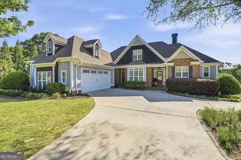 676 Lake Park North Dr, Griffin, GA 30224