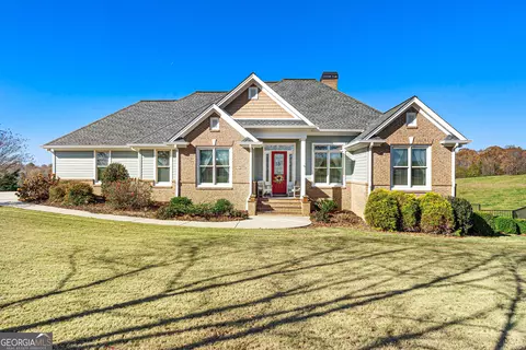 495 Annandale Dr, Clarkesville, GA 30523