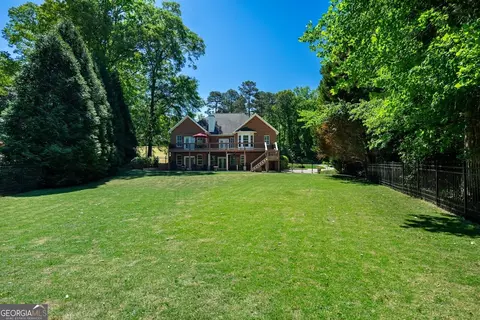 Exterior - 910 Piney Woods Dr, Lagrange, GA 30240 photo 3 of 6