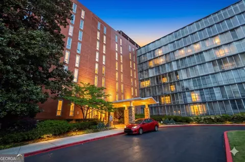 3060 Pharr Court North NW #114, Atlanta, GA 30305