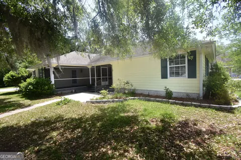 26 Northeaster Ct, Woodbine, GA 31569