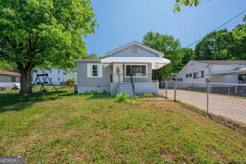 405 Andrews St, Rossville, GA 30741