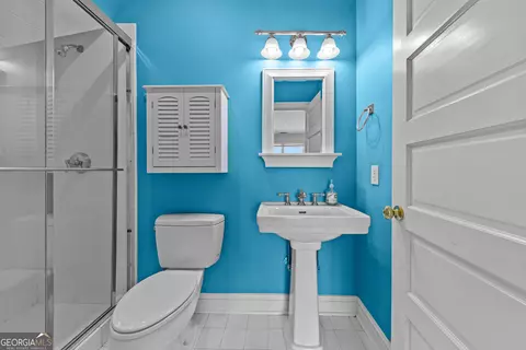 Bath - 1070 Riverwalk Pointe Rd, Bishop, GA 30621 photo 6 of 8