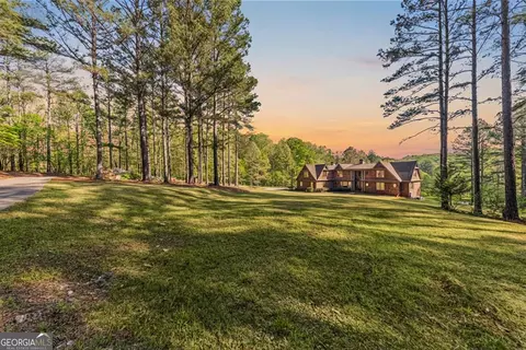 Exterior - 1070 Riverwalk Pointe Rd, Bishop, GA 30621 photo 1 of 24
