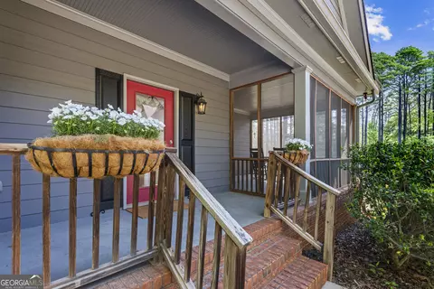 Exterior - 1070 Riverwalk Pointe Rd, Bishop, GA 30621 photo 7 of 24