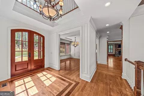 Entry Way - 1070 Riverwalk Pointe Rd, Bishop, GA 30621 photo 4 of 9