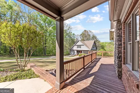 Exterior - 1070 Riverwalk Pointe Rd, Bishop, GA 30621 photo 5 of 24
