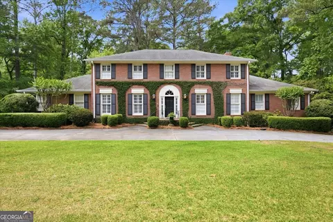 5044 Wellington Dr, Macon, GA 31210