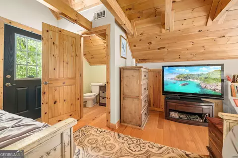 Bedroom - 3617 Pea Ridge Rd, Cornelia, GA 30531 photo 8 of 14