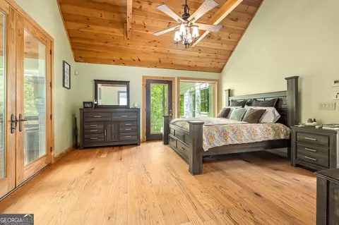 Bedroom - 3617 Pea Ridge Rd, Cornelia, GA 30531 photo 3 of 14