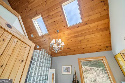 Bath - 3617 Pea Ridge Rd, Cornelia, GA 30531 photo 5 of 10