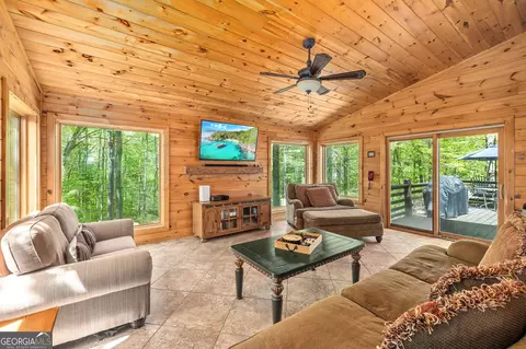Living - 3617 Pea Ridge Rd, Cornelia, GA 30531 photo 3 of 5